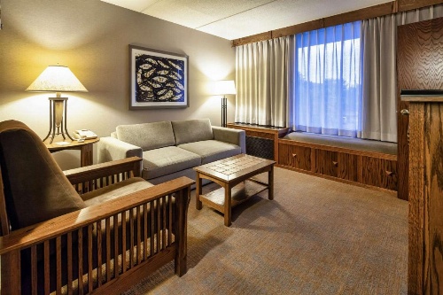 DoubleTree By Hilton Libertyville Mundelein image 12